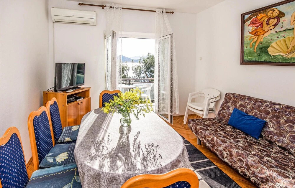 Awesome Apartment in Klek With 2 Bedrooms and Wifi
