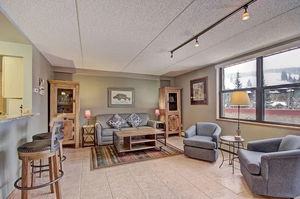 Spacious Condo in the Heart of Center Village - Pet Friendly - VS367 by Redawning