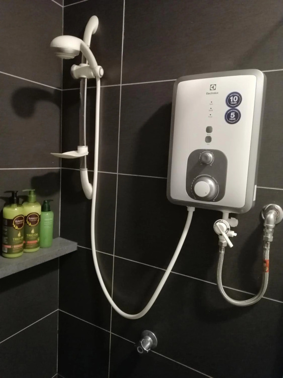 NORDIC Geniehome2BR1studio Free 90mbps WIFI and Carpark at Utropolis Suite Shah Alam