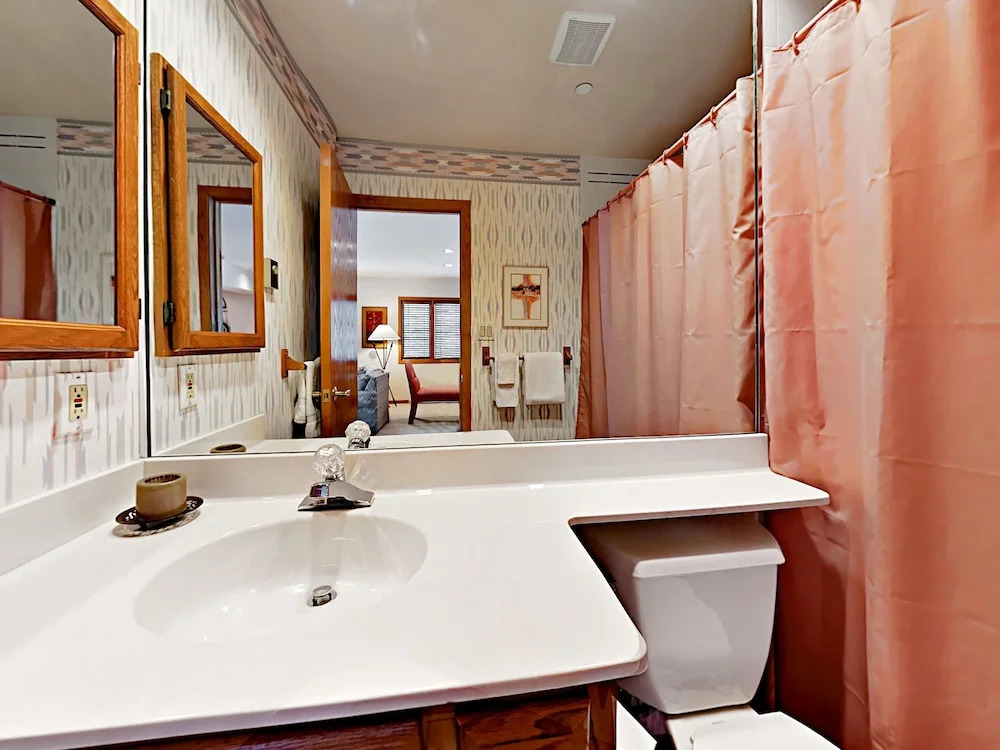 1206 Village Road Condo Unit B206 1 Bedroom 2 Bathrooms Condo