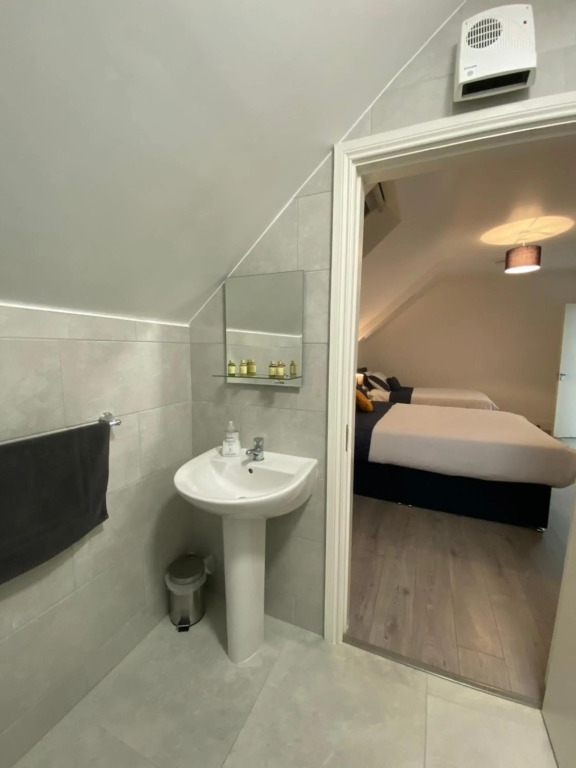 Pier House Luxury Apartment