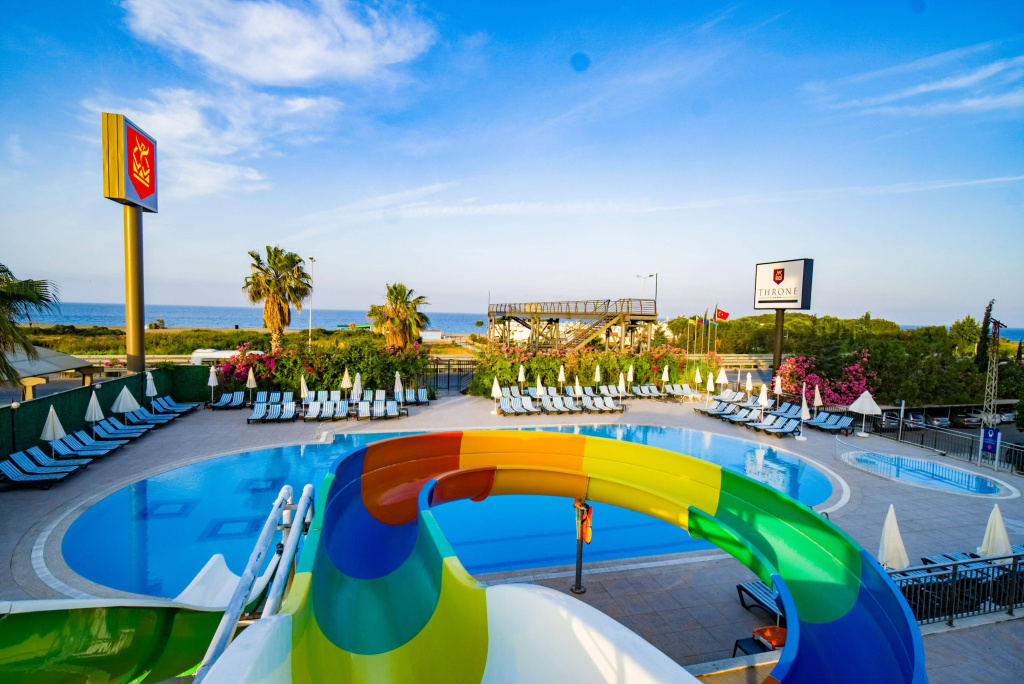 Throne Beach Resort & Spa - Ultra All Inclusive
