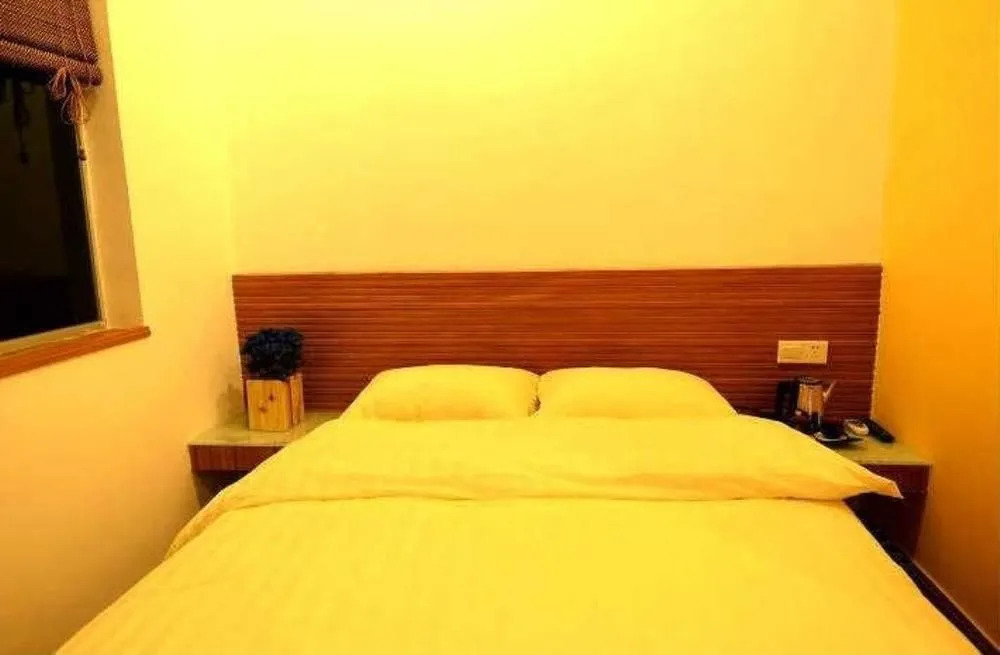 Yangshuo 9 Time Hotel