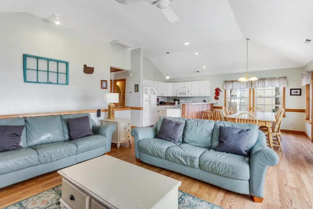 6175 - Longview Cottage