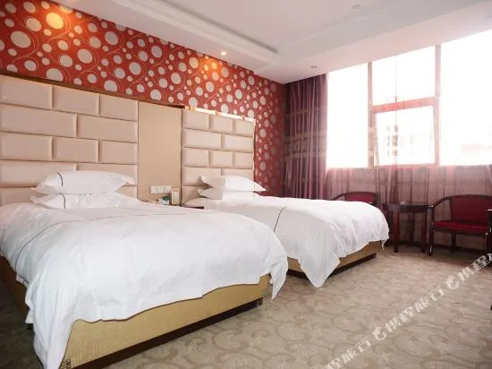 Liquan Business Hotel