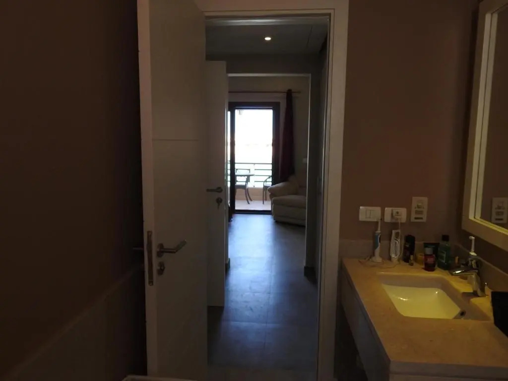 Unique 4-rooms villa w/private pool, beach & dock.