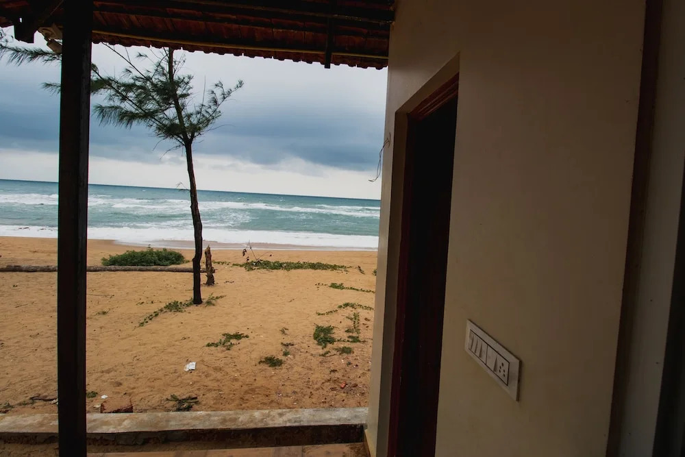 Trippr Gokarna - Beach Hostel