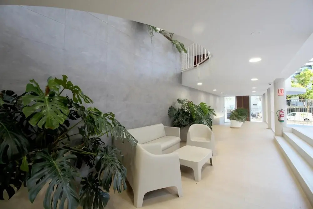 Sea View Apartment Near The Beach