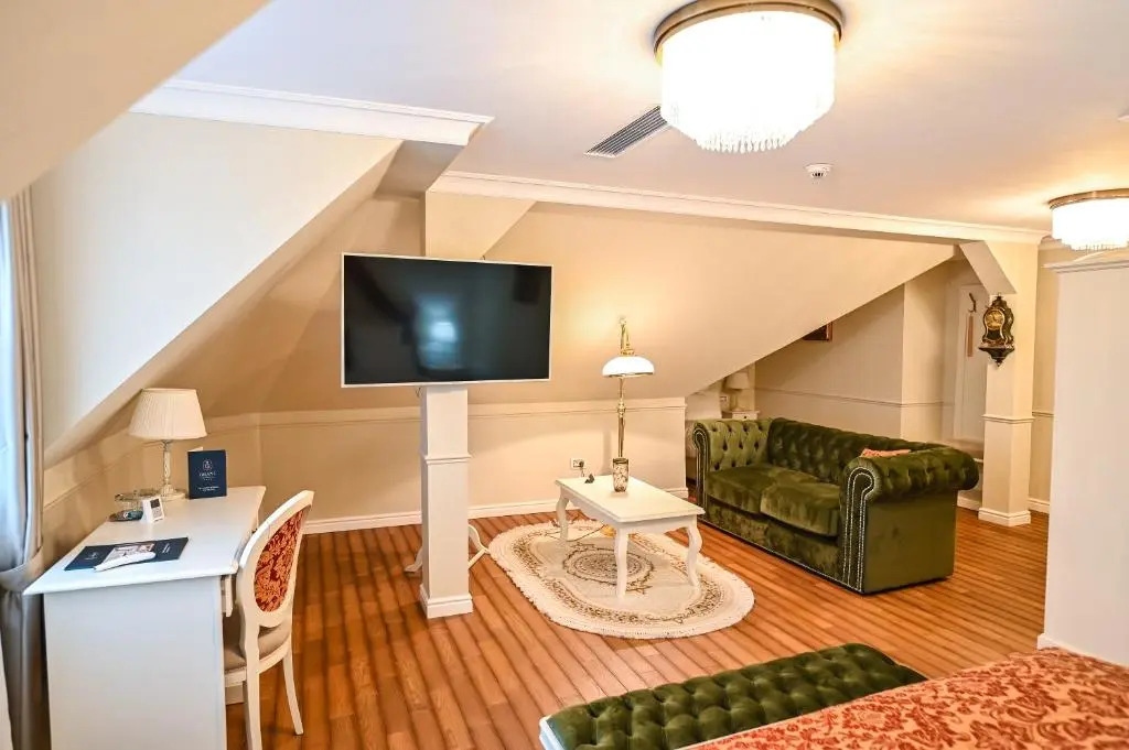 Grant Boutique Hotel