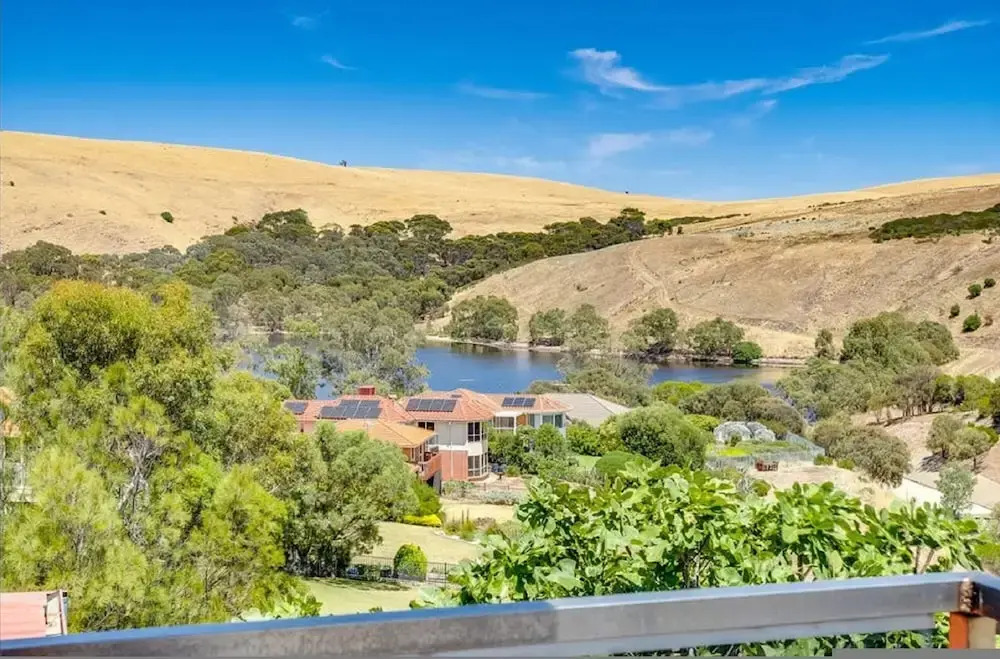The Darling Of Marina - A Hilltop And Sea Getaway