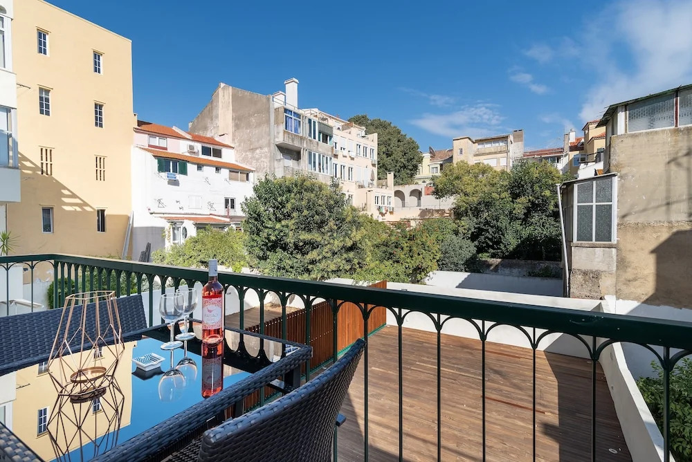 Portuguese Modern Style Flat