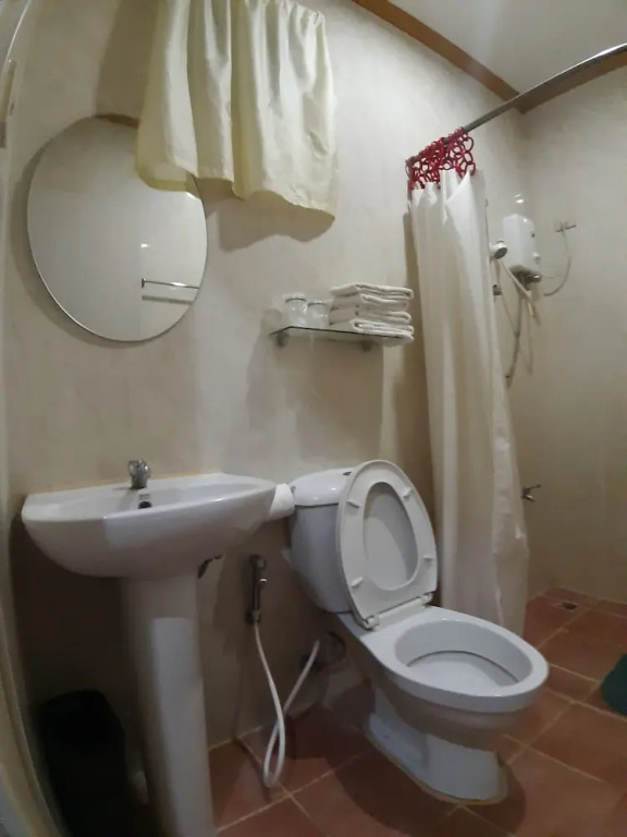 OYO 612 New Casamila