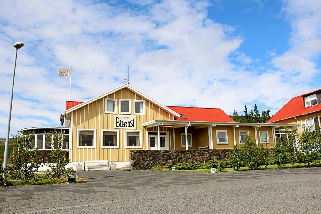 Hotel Bifrost