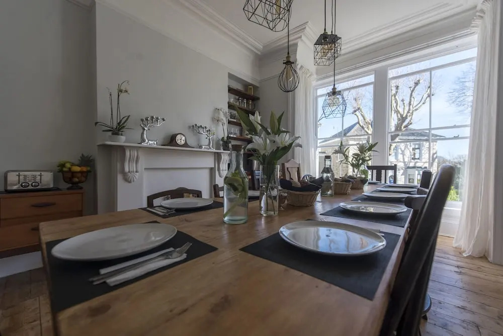 Holbein House B&B