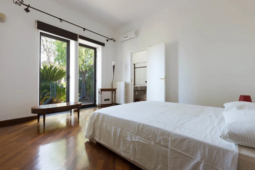 Villa Elena, Galatina