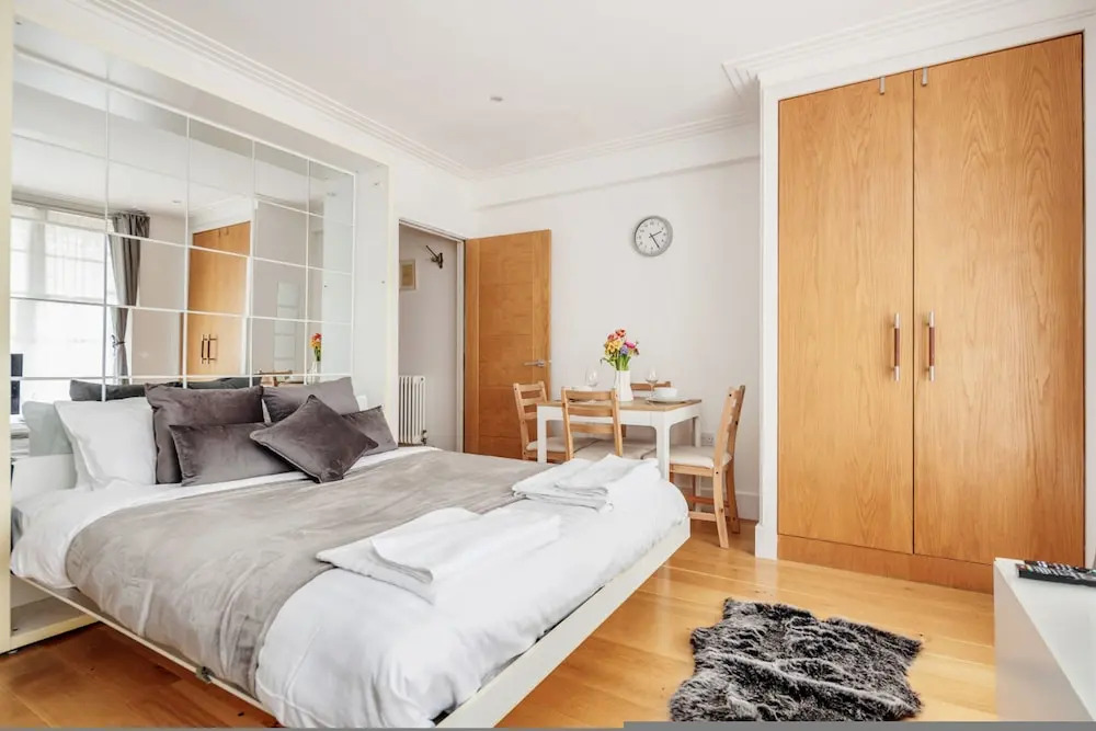 Elegant Stay Near Hyde Park