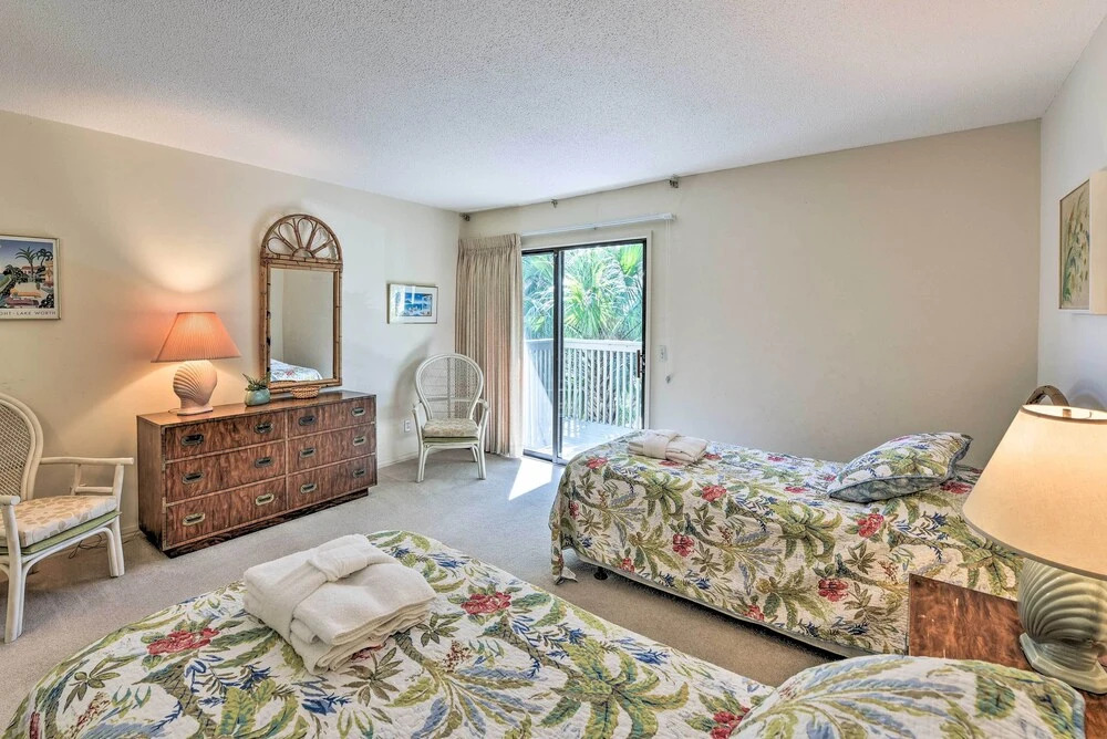 Hilton Head Resort Villa - 200 Yards From Beach!