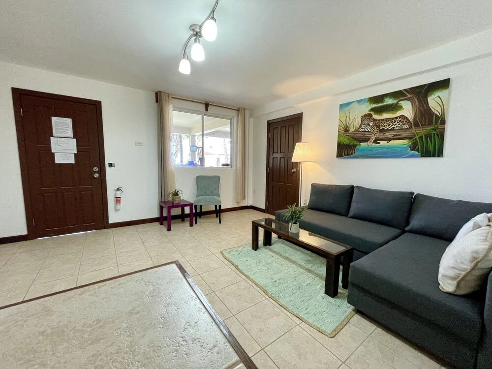 Parham Plaza Hotel