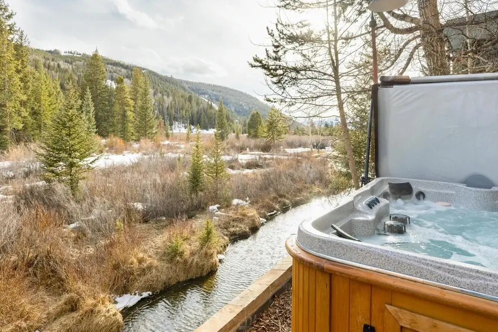 8201 Mill Creek - Private Hot Tub! 3 Bedroom Condo by RedAwning