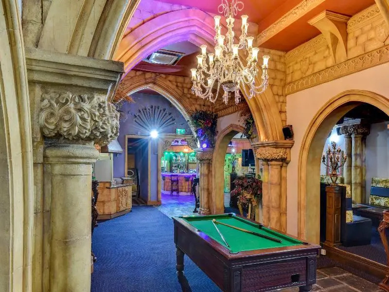 OYO Empire Hotel