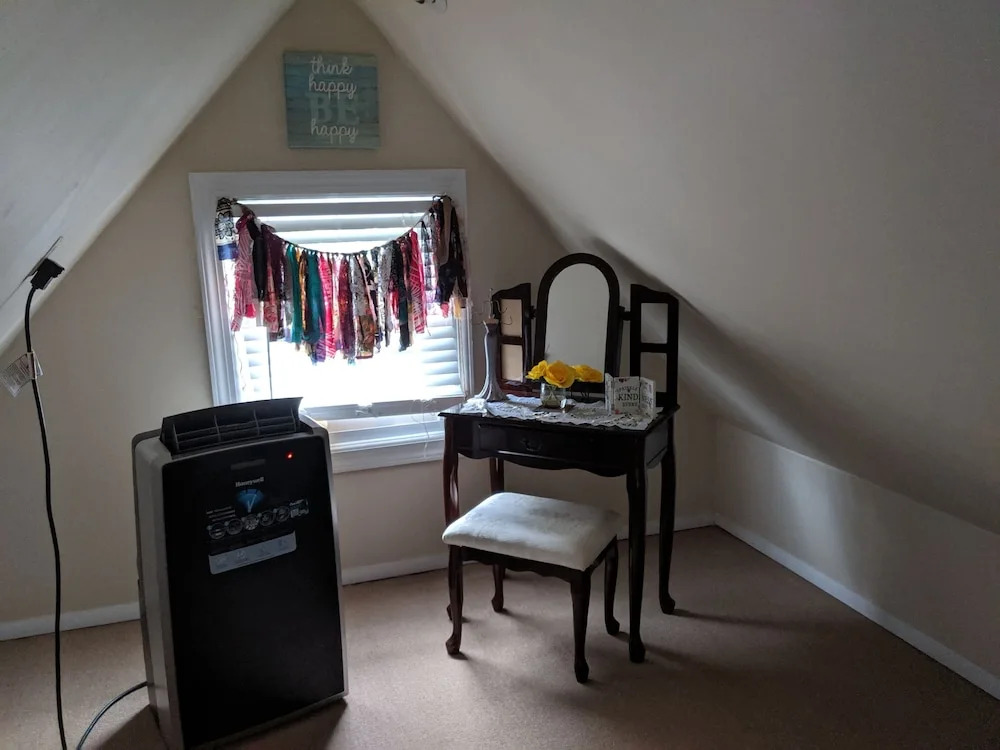 Montclair Apartment