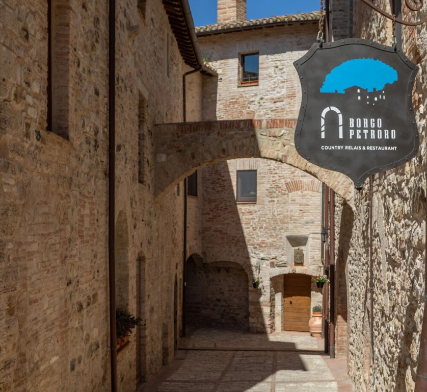 Borgo Petroro