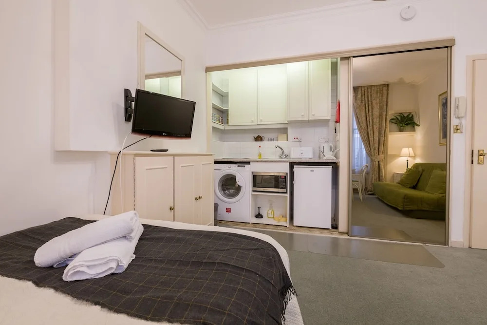 Hyde Park Serviced Apartments