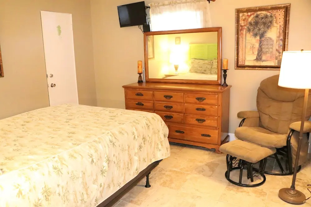 311 Canal - Awesome Village 2 Bedrooms 2 Bathrooms Condo