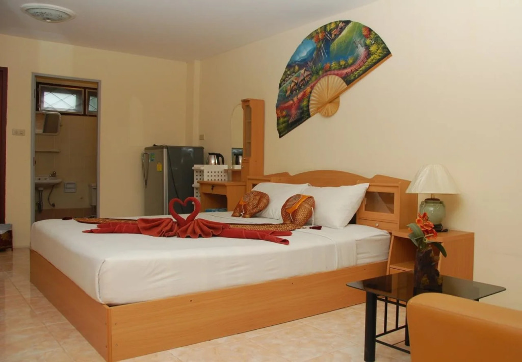 Sirikarn Residence and Luxury Apartments
