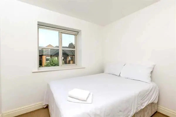 Millharbour Apartments