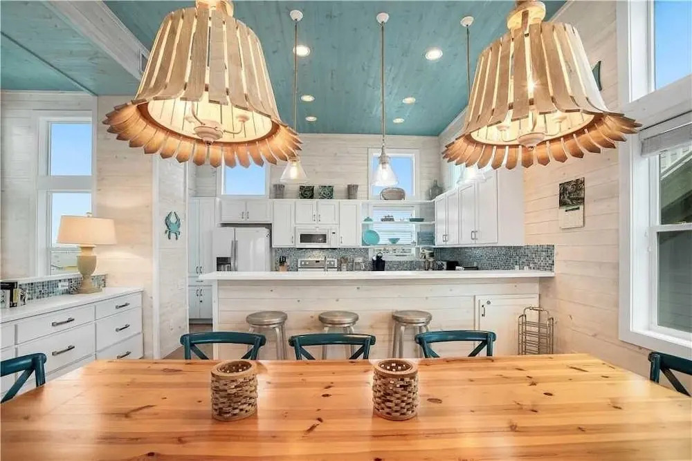 2525 S 11th St #63 4 Bedrooms 3.5 Bathrooms Home