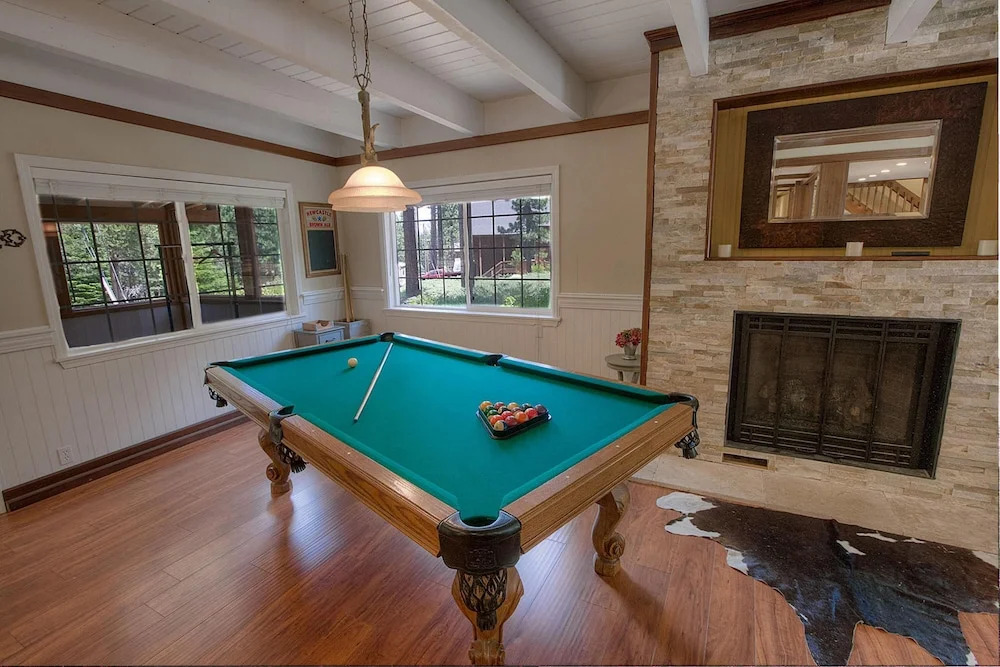 Kiowa Lake House by Lake Tahoe Accommodations