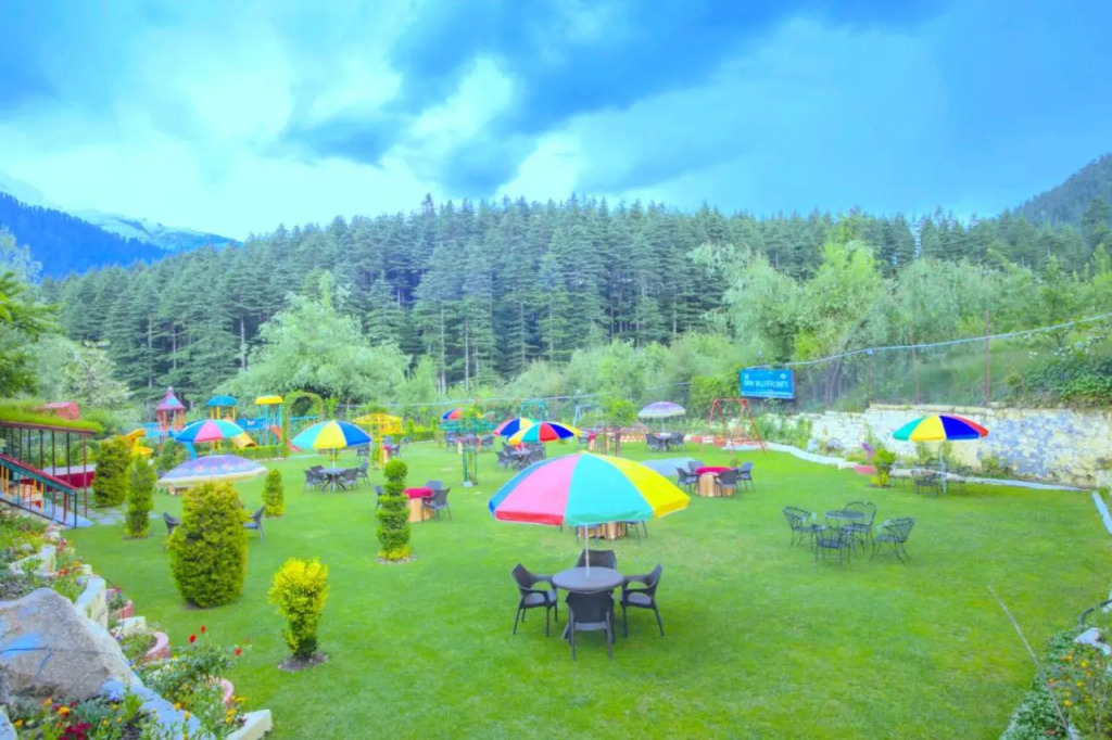 Snow Valley Resorts & Spa Manali