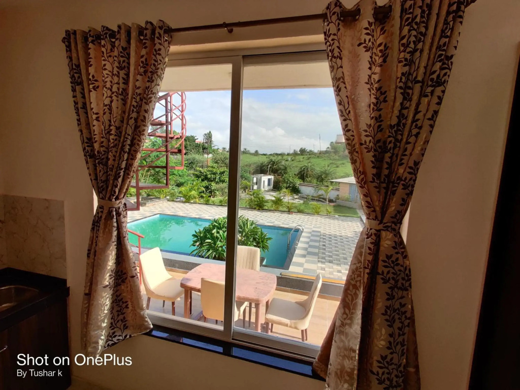 ROYAL MEADOWS IGATPURI 2BHK POOLSIDE VILLA