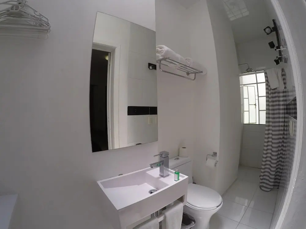 Distrito Condesa Rooms and Studios