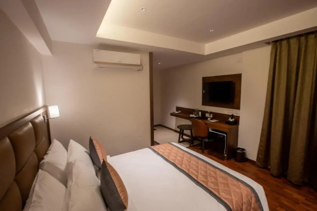 Golden Fortune Inn Hotel