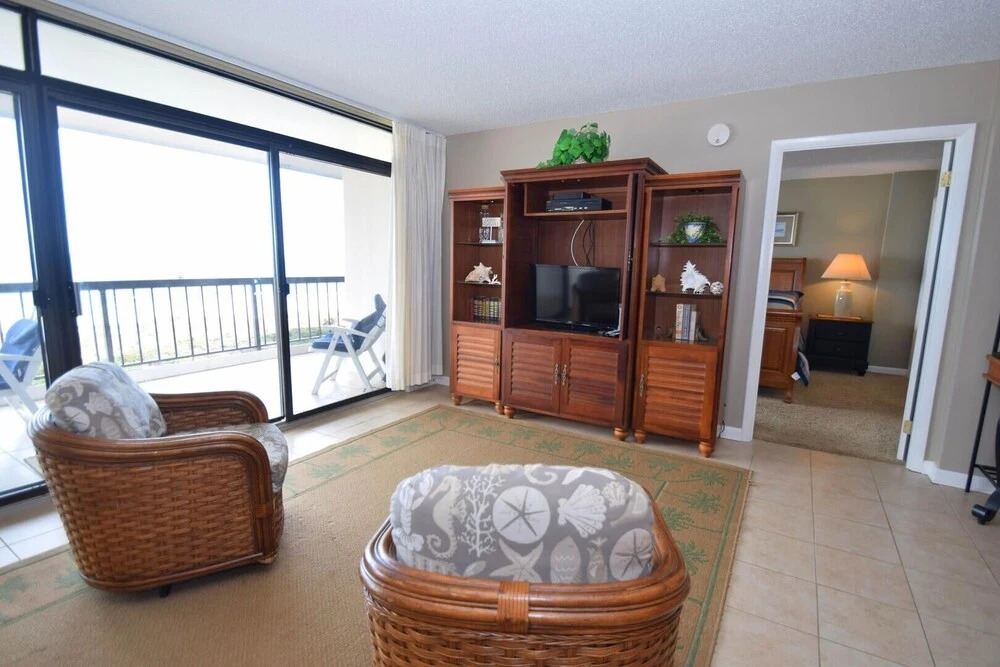 Irene 506 2 Bedroom Condo by RedAwning