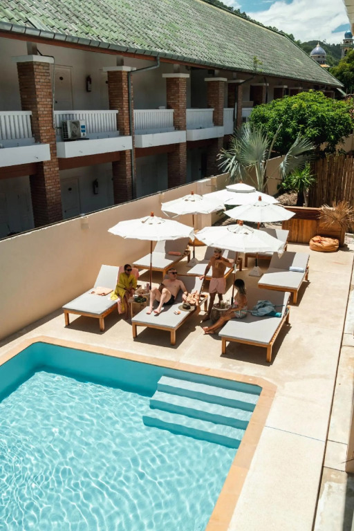 Отель Casa Solana Patong Beach