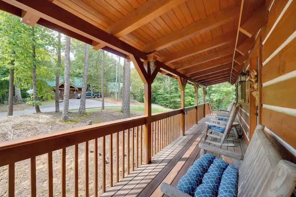 Total Privacy + Stunning Views in Smoky Mountains!