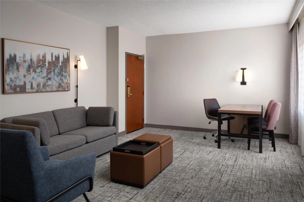 Embassy Suites by Hilton Franklin Cool Spring