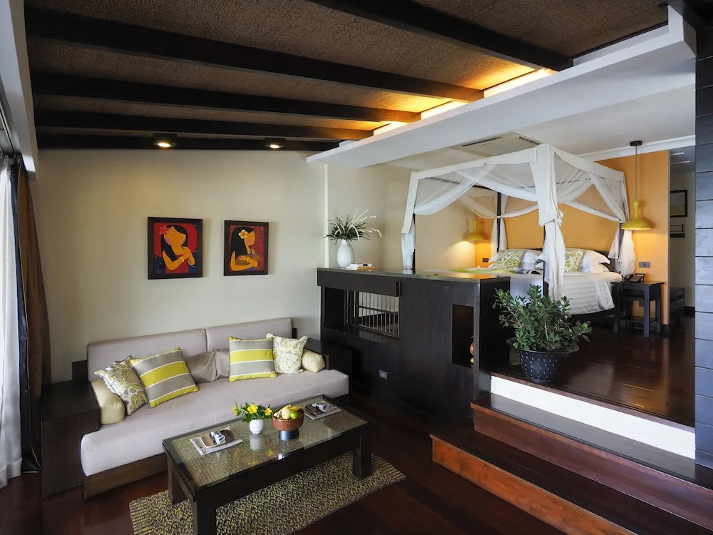 Tongsai Pool Villas