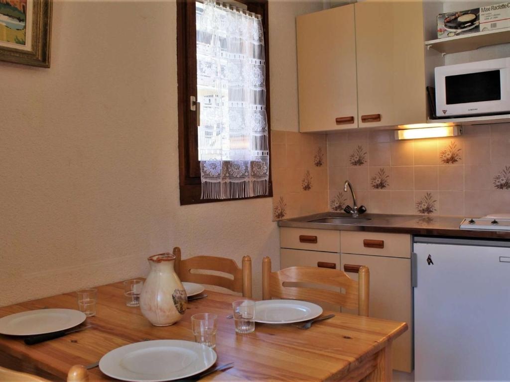 Appartement Risoul, 2 pièces, 4 personnes - FR-1-330-213