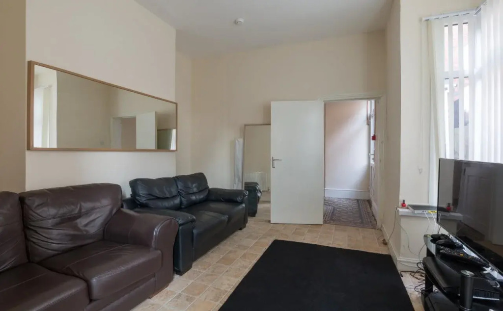 Birmingham Guest House 11
