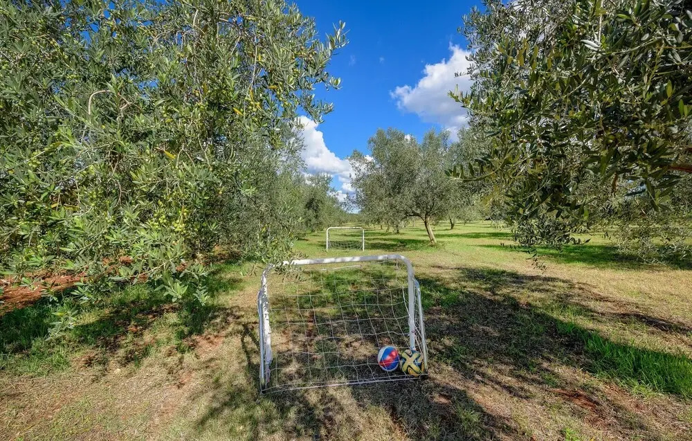 Nice Home in Pula With 2 Bedrooms and Wifi