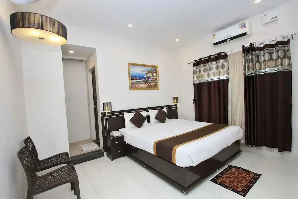 Kp Suits by OYO Rooms