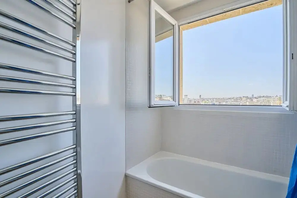 Sublime 2 Bedroom Flat Quai de Seine Eiffel Tower