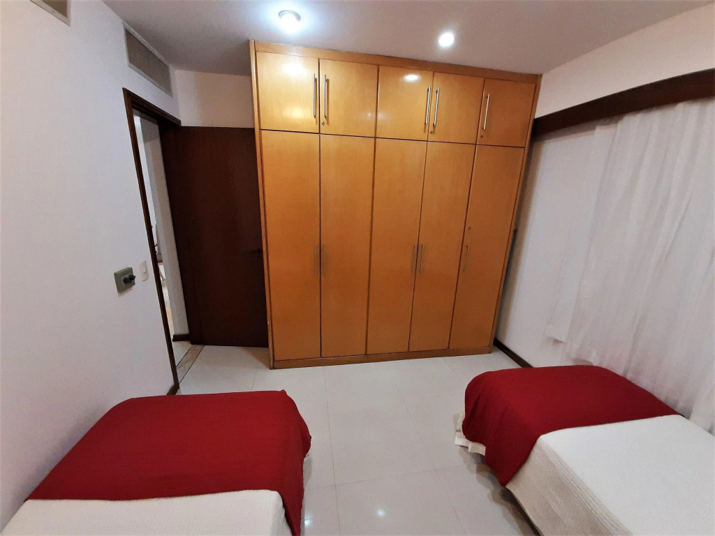 Apartamento Com Serviços Próximo A Praia De Ipanema