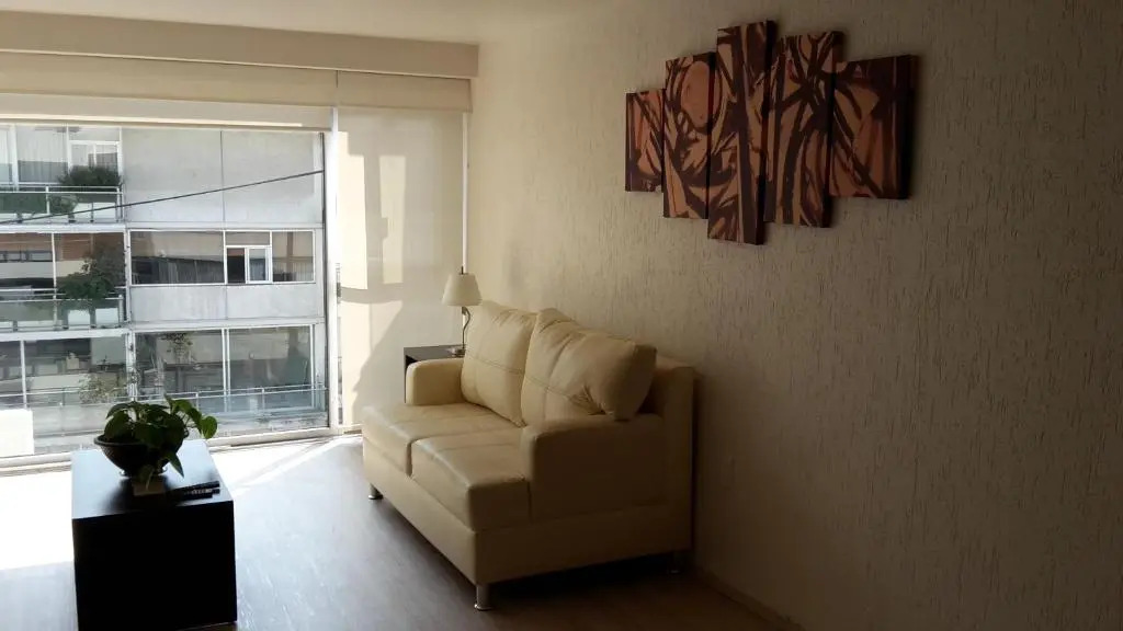 Grupo Kings Suites -Monte Chimborazo 537