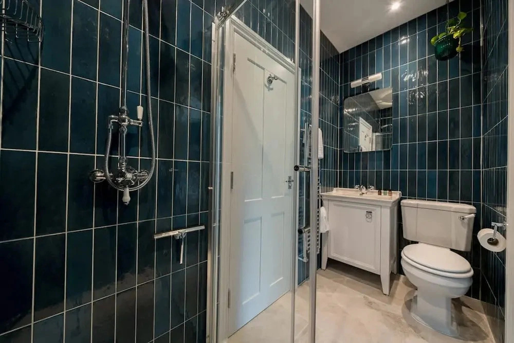 Clifton 4BR - Cinema Room Sleeps 8 - Hen Stag Dos