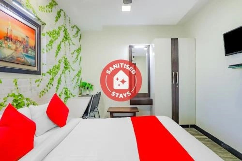 OYO 79400 Jayam Residency